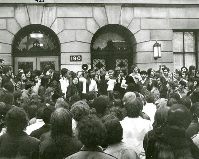 Students protest outside of Ohio State Admin Building in 70s