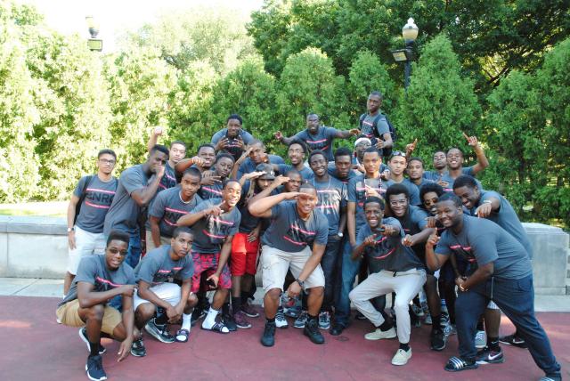 BRNC Early Arrival Program participants in grey BRNC t-shirts taking a selfie